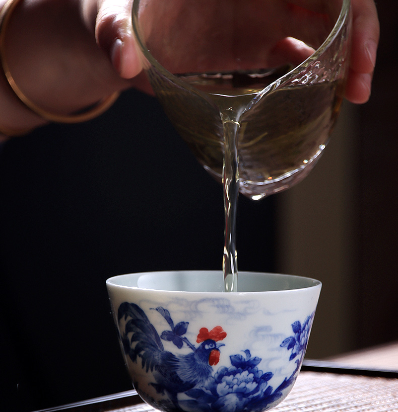 Jingdezhen ceramic cups hand - made porcelain cup rooster youligong master single cup tea cup prosperous New Year