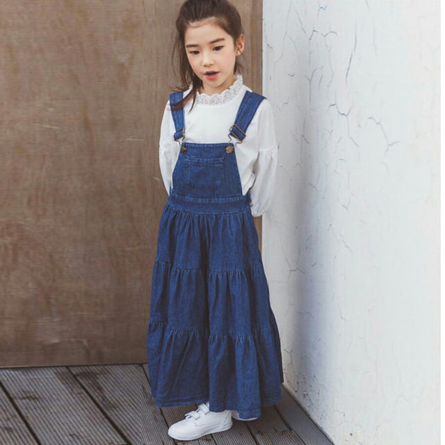 Korean children's clothing girls' suspender denim dress spring new fashionable and foreign style big children's big over-the-knee long skirt