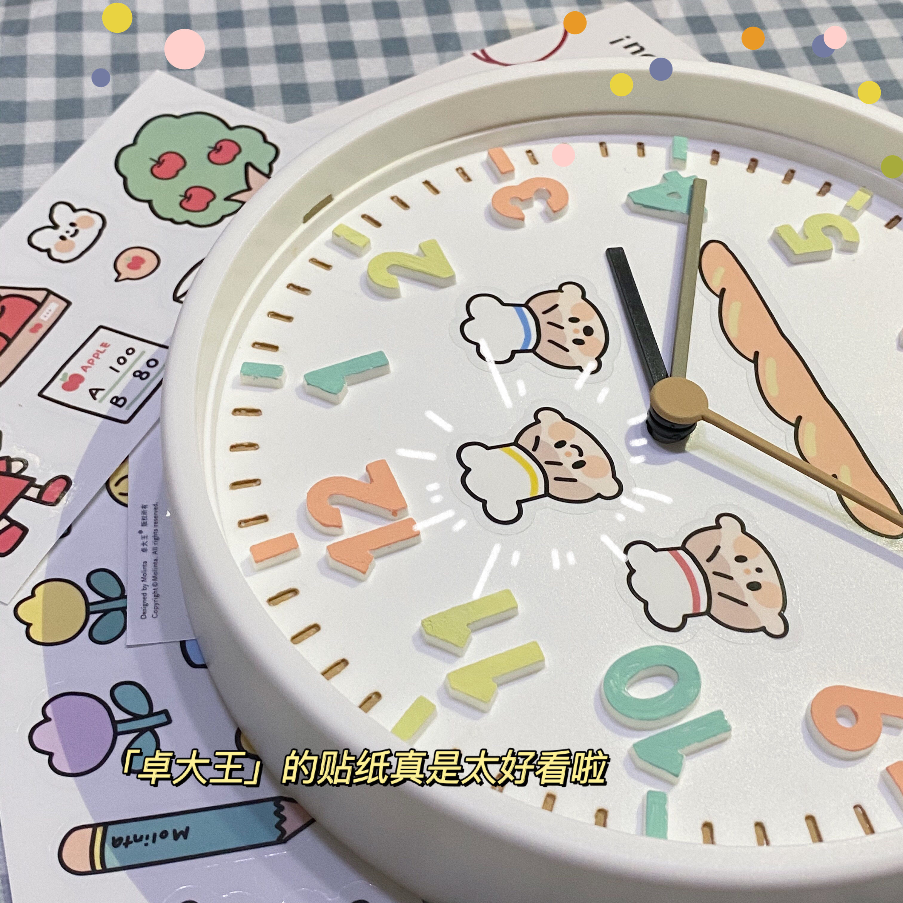 Shake sound with the same DIY graffiti clock wall clock female gift creative cute hand-painted silent watch girl decorative table