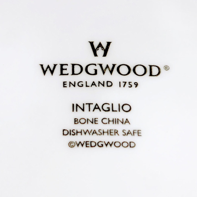 Wedgwood waterford Wedgwood Intaglio relief only 20 cm 2 ipads porcelain plates tableware suit spot