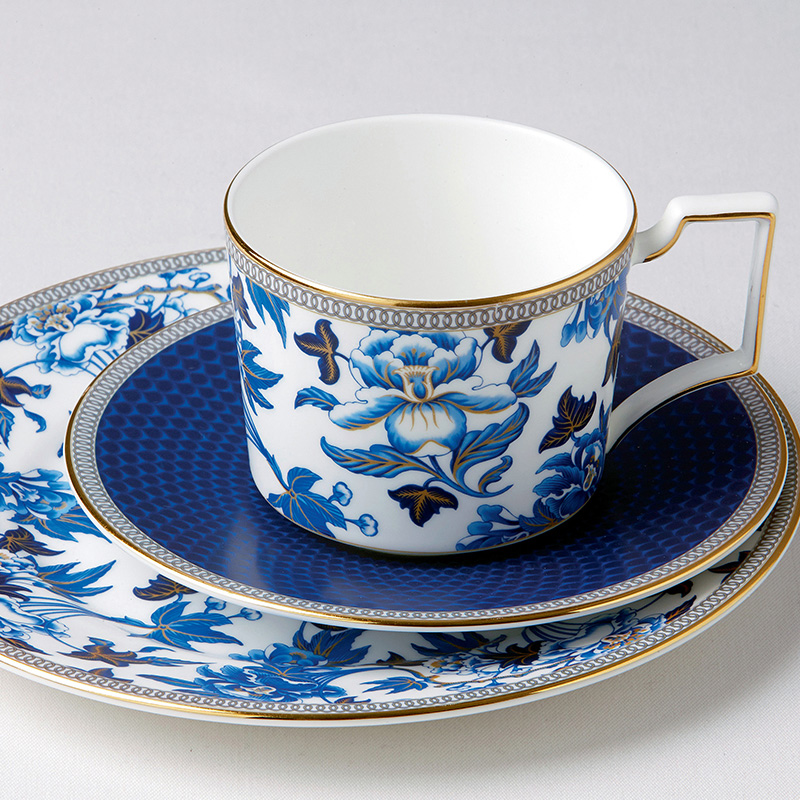 British WEDGWOOD ipads porcelain Hibiscus Hibiscus 23 cm soup plate oats plate ipads porcelain tableware series deep dish
