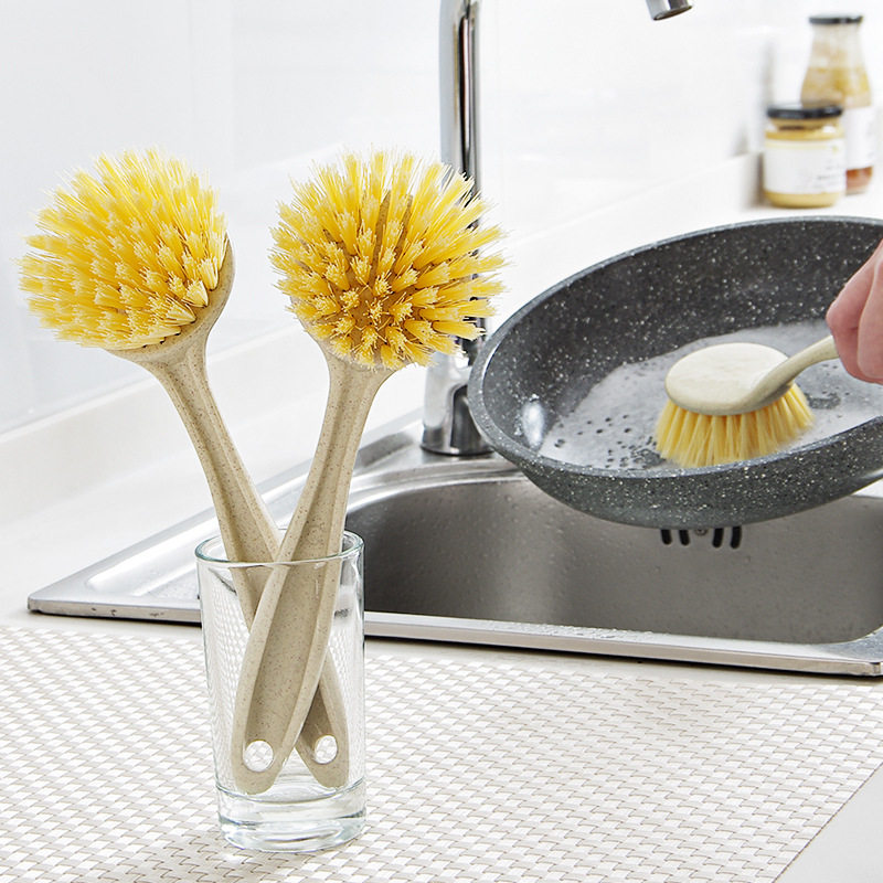 Kitchen long handle cleaning brush Household decontamination washing pot brush Dishwashing brush Hangable sink stove cleaning brush