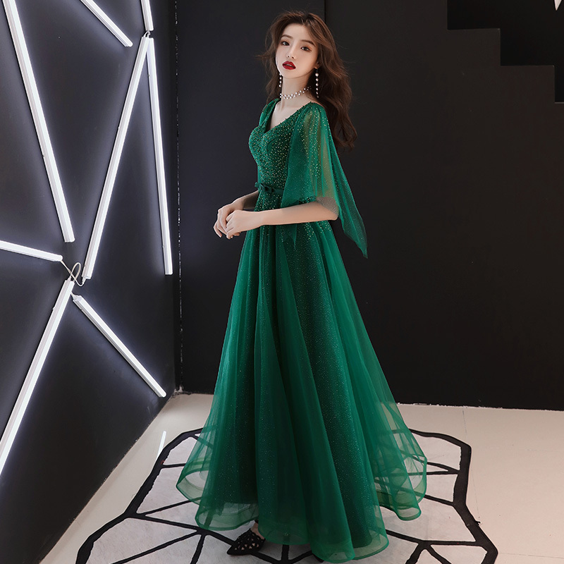 Banquet Evening Dress 2026 New High-End Choir Performance Dress Slimming Long Style Host Solo Green Dress