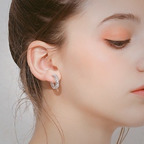 Pure silver one-piece spiral No pain zircon Earle Clip Woman No ear Ear Accessories Design Advanced Sense small crowdsourced type ear button