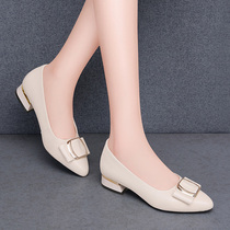 Leather single shoes women 2022 new summer soft sole leather shoes soft leather fashion scoop shoes thick heel mother low heel black