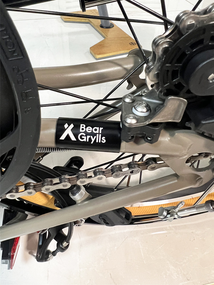 Applicable brompton small cloth folding bike accessories rear fork folding hook anti-scraping patch protection cover 3M-Taobao