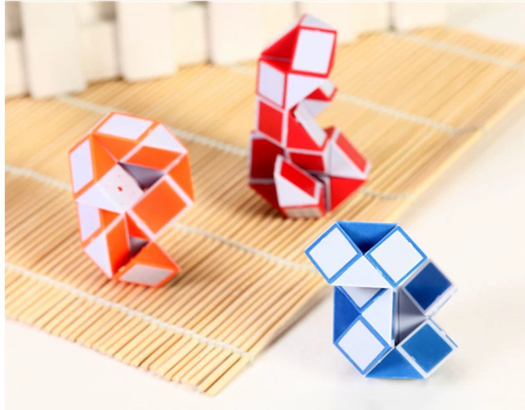 Bán đồ chơi giáo dục cho trẻ em Đồ chơi giáo dục nhỏ Rubiks Cube Intelligence Magic Magic Ruler Đồ chơi mới lạ Quà tặng