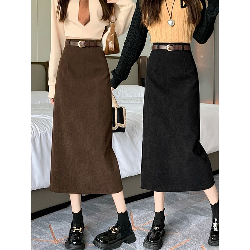 French Retro Brown Corduroy Skirt for Women, Autumn and Winter 2026 New Style, Hip-Covering Mid-Length A-Line Hip-Hugging Skirt