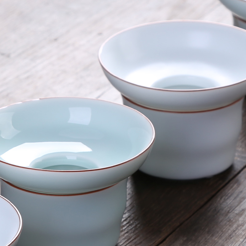 Auspicious industry flagship store fat white tea accessories screen cloth filter net is half manual ceramic tea tea filter with base