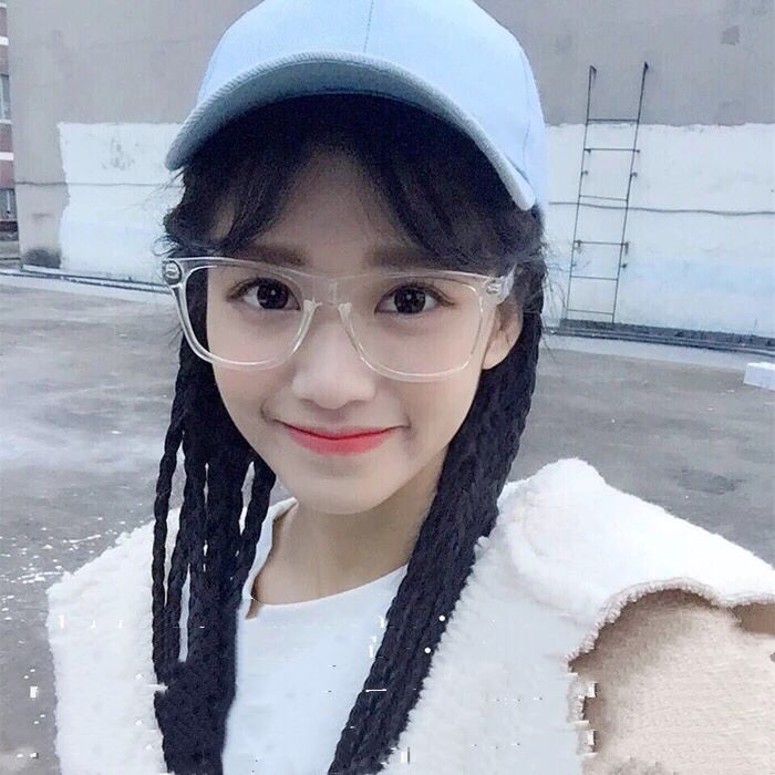 Korean couple retro net red student with the same transparent frame female white glasses soft sister transparent flat glasses male