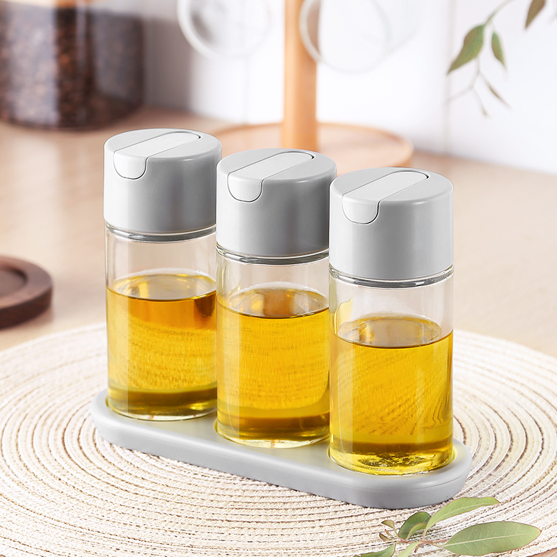 Kitchen Home Automatic opening and closing perfume Oil bottles Small oil cans Mini glass oil jug Packer Sauce Oil Vinegar Jar Sauce Bottle