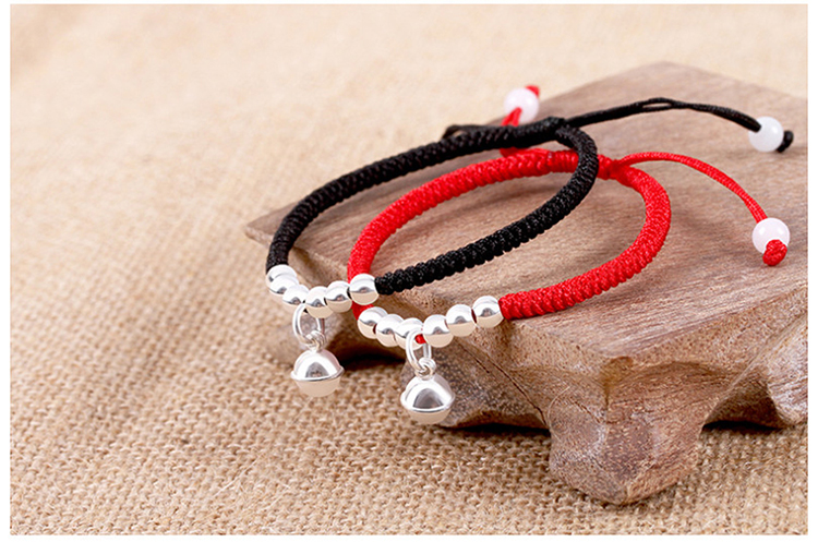 Đơn giản S925 dây đỏ chuông nhỏ vòng chân nam và nữ vài mặt dây chuyền sinh viên mặt dây chuyền làm bằng tay dệt trang sức quà tặng lắc chân nữ bạc ta