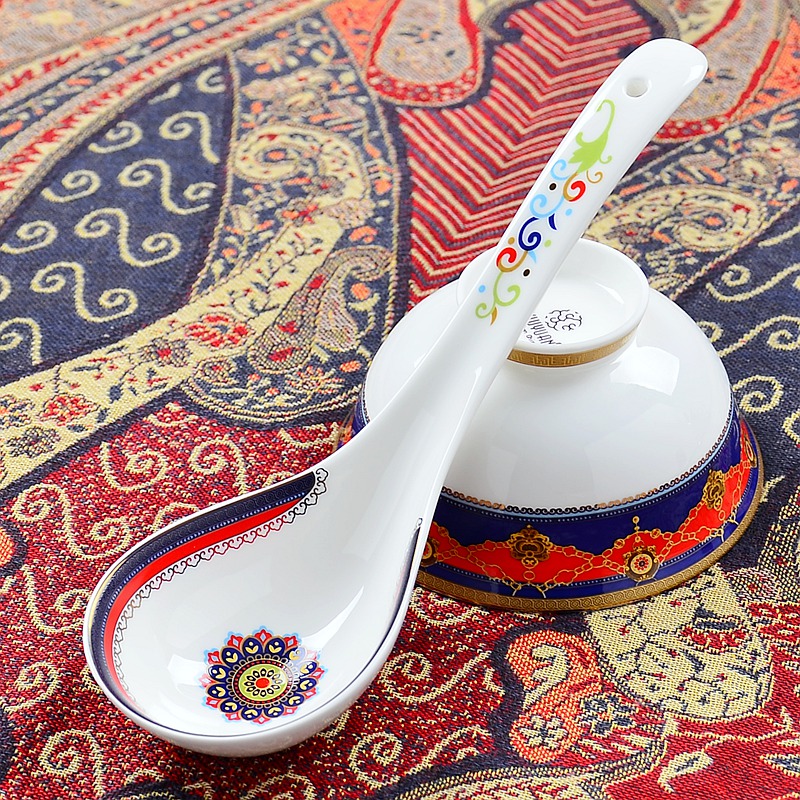 Long handle ceramic household large spoon ladle dish porridge soup spoon run rice porridge spoon hot pot ipads porcelain tableware