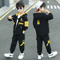  Boys  autumn suit 2021 spring and autumn new childrens clothing jacket top middle and large childrens sports two-piece Korean version of the tide