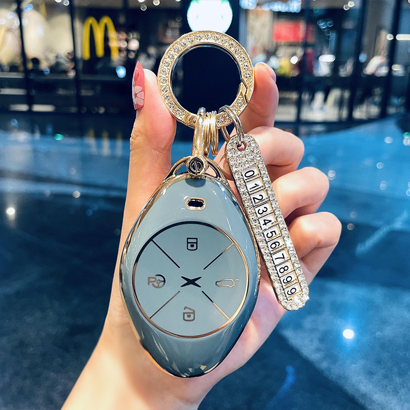 Special Xiaopeng p7 key cover g3 female 21 models 2021 new high-grade silicone modified car shell buckle bag car accessories