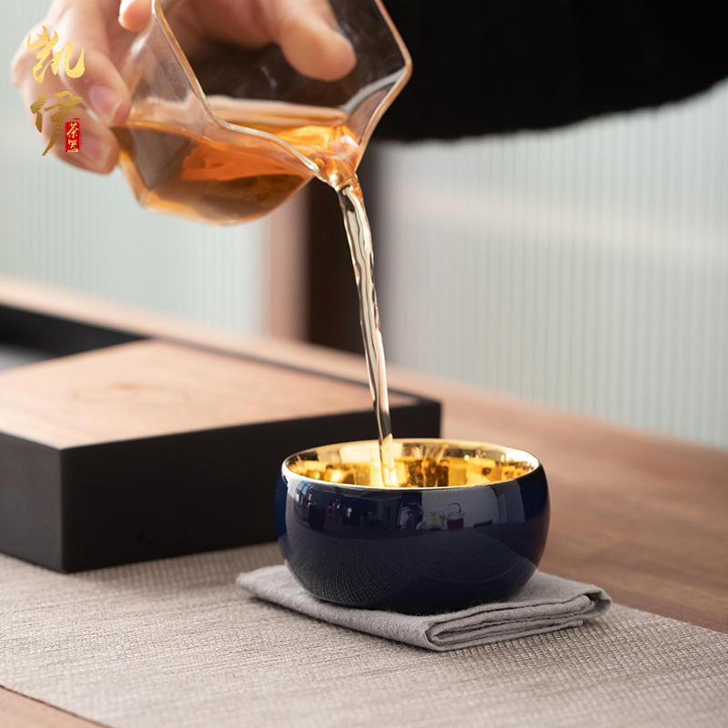 Gold round flat cup kunfu tea master sample tea cup cup cup tea cup ceramic iron tire individual CPU high - grade tea cups