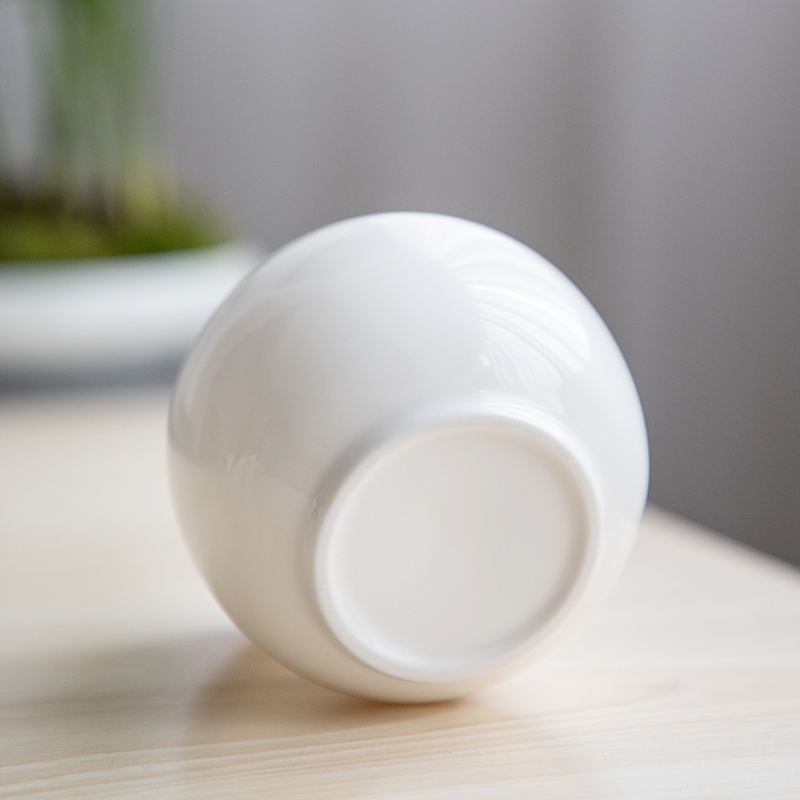 Three thousand white porcelain ceramic portable puer tea pot of tea caddy fixings tea village small seal pot wake receives storage tank