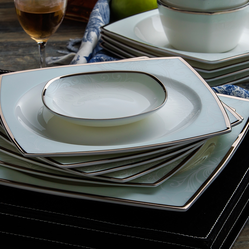 Jingdezhen ceramics European dishes plate of 62 head of Korean contracted silver edge ipads porcelain tableware set dinner plate to get I