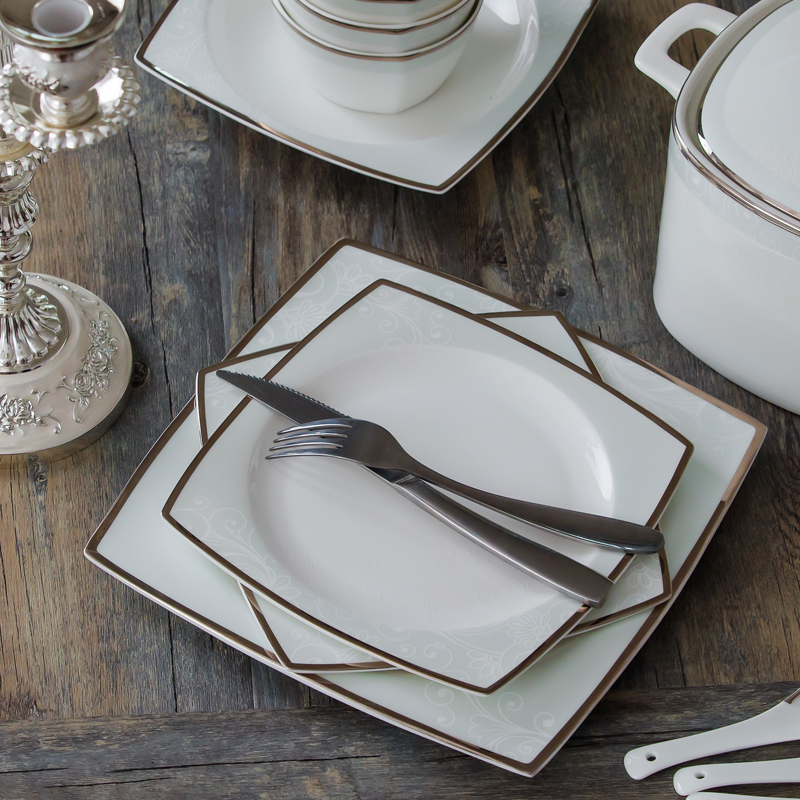 Jingdezhen ceramics European dishes plate of 62 head of Korean contracted silver edge ipads porcelain tableware set dinner plate to get I