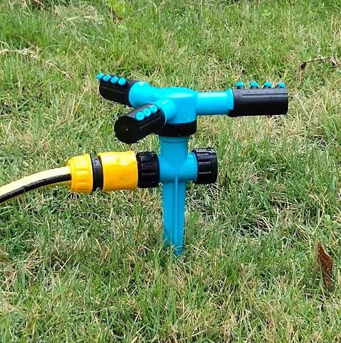 Plastic big three-pronged sprinkler lawn gardening watering flower spray 360-degree automatic rotating sprinkler irrigation humidification cooling set