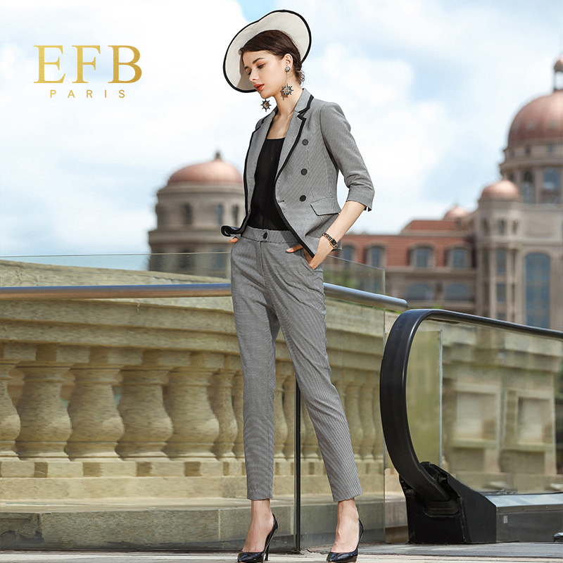 Tailleur femme - Ref 3241822 Image 4
