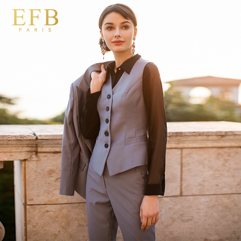 Tailleur femme - Ref 3241884 Image 3