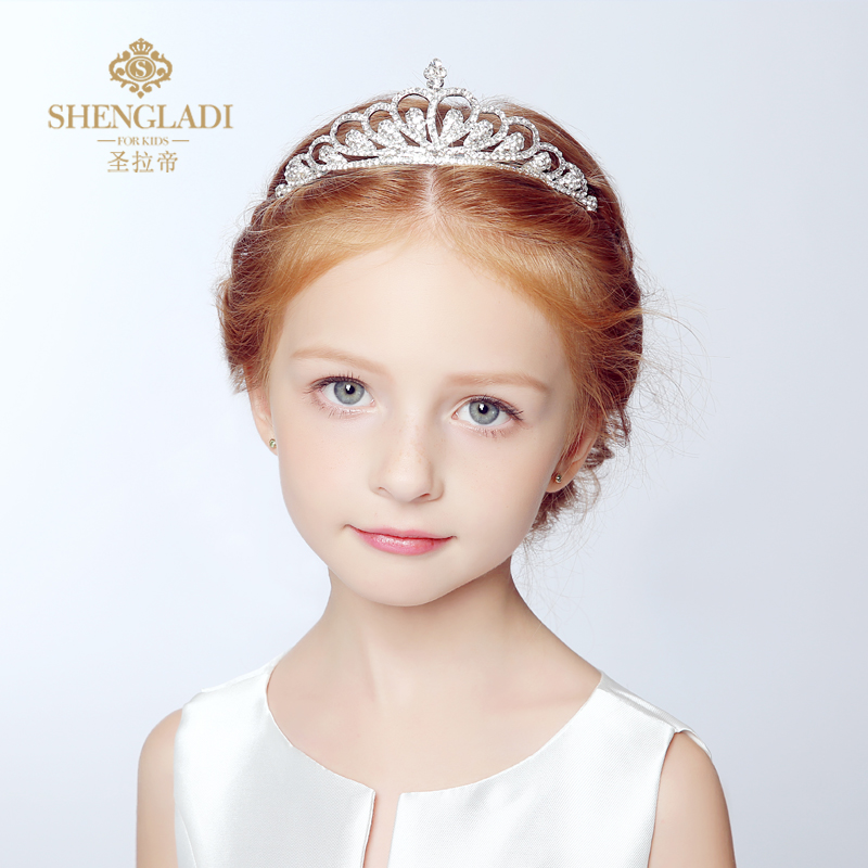 Kids crowns. Kids crowns