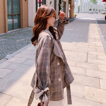 Han Edition Loose small Breeze Clothes Woman 2022 Chunqiu New Fashion Fashion Temperament Popular Online Red Plaid Student Coat