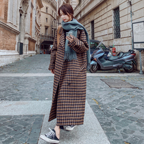 Korean version over knee for long retro plaid fur coats womens 2021 autumn and winter new easy to thicken in thickened sub-coat