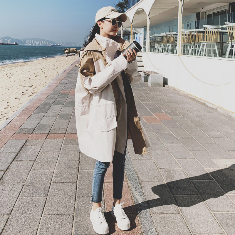 2022 Spring Autumn New Leisure 100 Hitch Hat Tooling Windsuit Woman Middle of Han Edition Loose Pop Student Coat