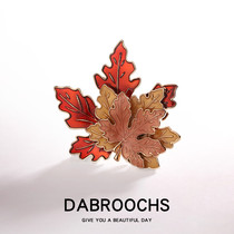 Maple brooch female retro temperament high-grade exquisite three-dimensional enamel corsage coat coat pin clothing accessories gift