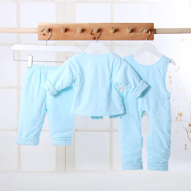 Coffret cadeau pour bébé - vêtements Le coton biologique - Ref 1959228 Image 17