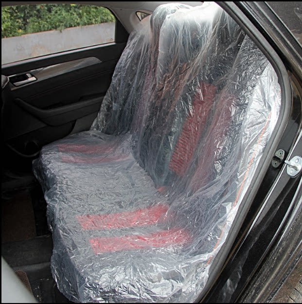 Car disposable rear seat protective cover Disposable plastic anti-fouling seat cover Rear seat cover 10
