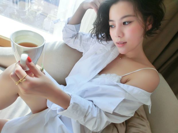 Sexy chéo đẹp trở lại ren cơ sở sling áo ngực mà không có vòng thép tập hợp áo vest hàng đầu với ngực pad bọc ngực đồ lót shop thời trang nữ