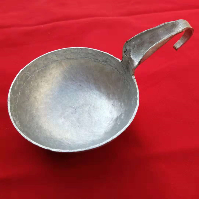 Aluminum scoop old-fashioned hand forged thickened aluminum scoop material cooked aluminum water spoon short handle aluminum scoop copper water scoop home