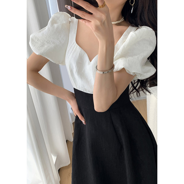 Guoge customized black dress female 2023 summer new French style slim waist puff sleeve square collar long skirt