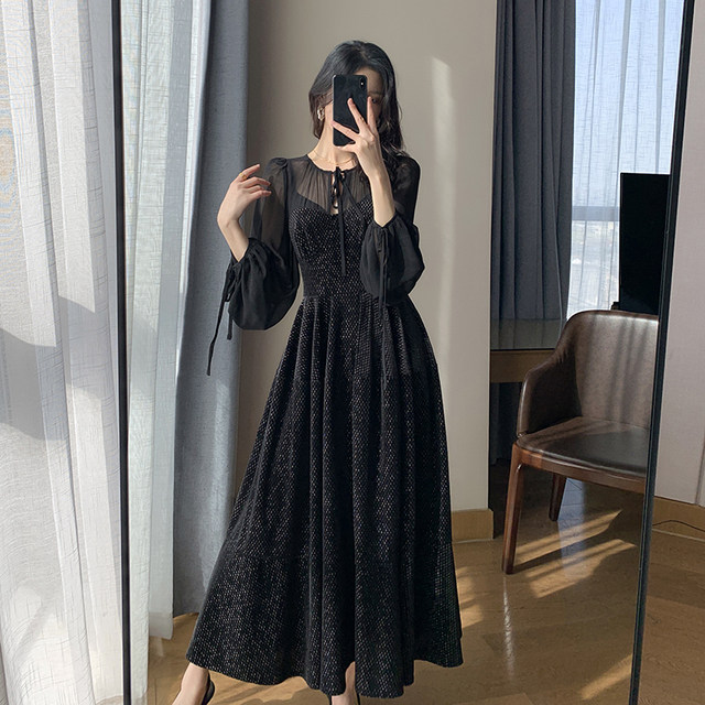 果哥定制黑色连衣裙女2023年春装新款高级感法式赫本风长袖小黑裙