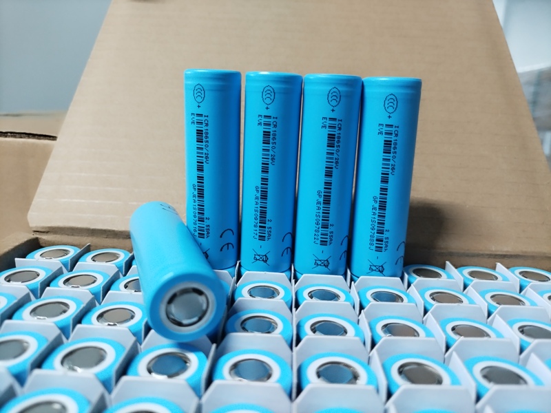 Original Genuine A-Grade Yiwei Lithium Energy 18650 26V 2600 Capacity Power Cell with 5C Discharge, 16-18 Ohm Internal Resistance, and Long-Lasting Battery Life