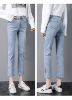 Светло -голубые девять очков