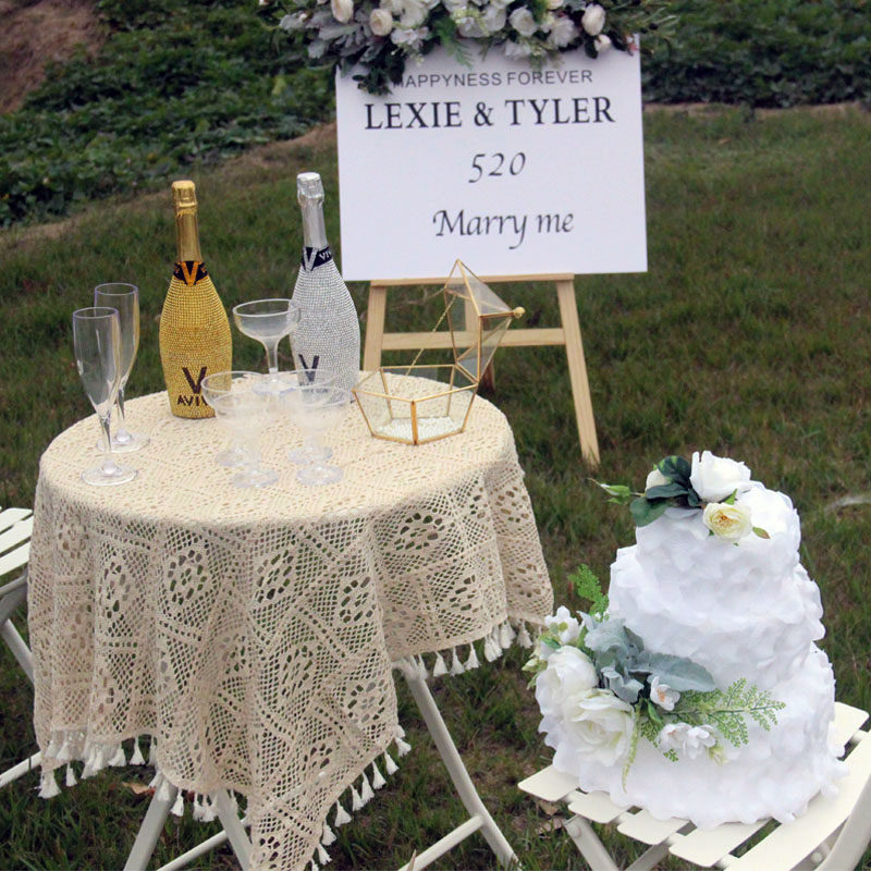 Travel take outdoor photography exhibition frame holding board fashion creative studio photography easel is a wedding scene props