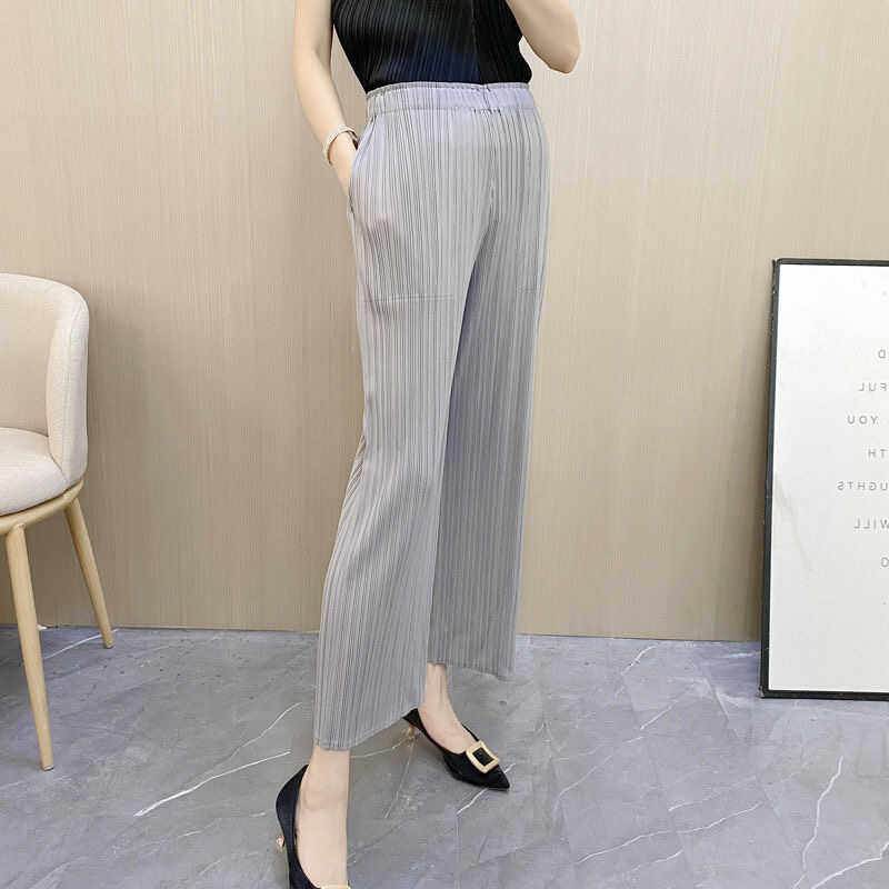 Miyake pleated high-waisted casual nine-inch straight-leg pants for women's summer, thin, simple and versatile, loose, comfortable and slimming long pants