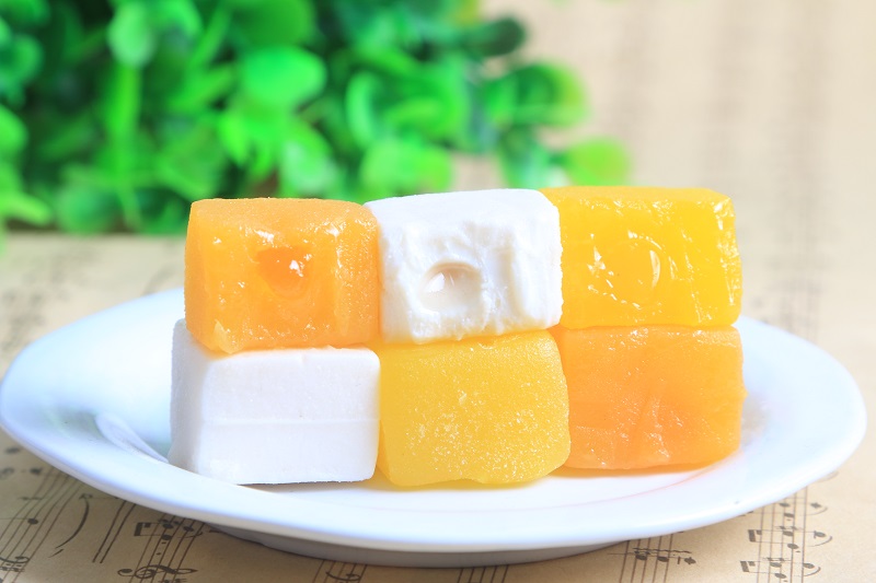 Hainan specialty coconut sea coconut cake coconut juice cake 200g mango cake pineapple cake soft candy fruit flavor pastry
