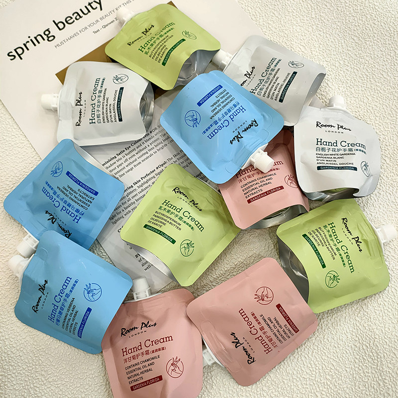  I'm going to blow up its roompluss nourishing moisturizing portable hand cream F201014