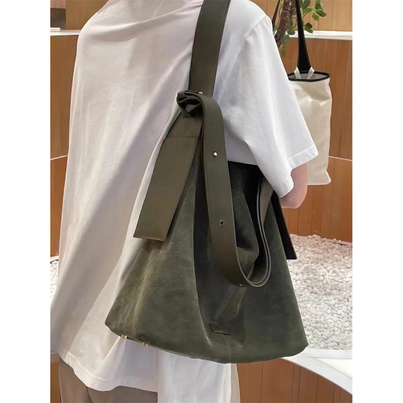 【Treasure of the Store】Genuine Leather Bag, Suede Ear-Hanging Tote Bag, Large Capacity Commuter Shoulder Crossbody Bag