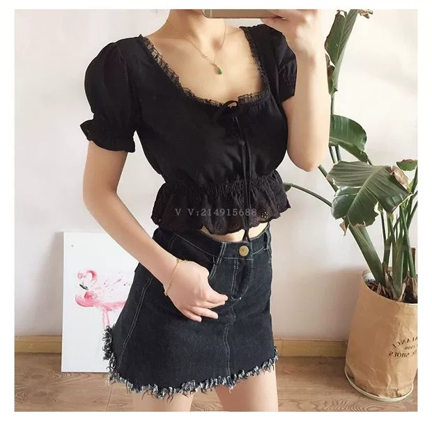 Pháp lãng mạn ren ren hàng đầu với cổ áo vuông xương đòn xù áo sơ mi voan ngắn tay áo sơ mi nữ đen