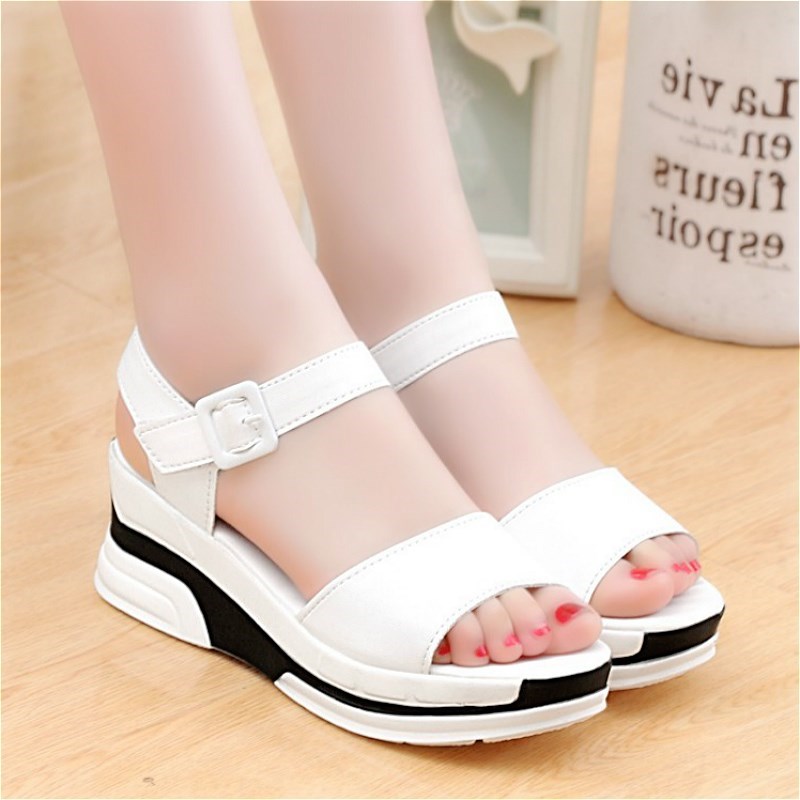 Với giày đế dày Phiên bản Hàn Quốc của bộ phận phụ nữ gợi cảm với đôi sandal đế bệt đế bệt đế xuồng mùa xuân và mùa hè đế bằng với giày dép juno
