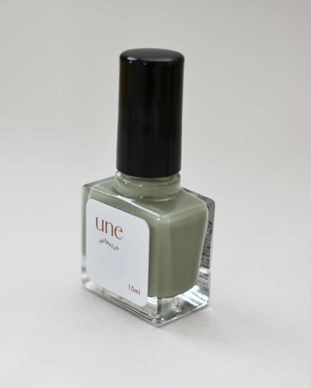 [in Stock] Japanese Nail Artist Brand Une Nail Polish 16Free, Smooth Texture, Easy to Apply, Glossy and Translucent