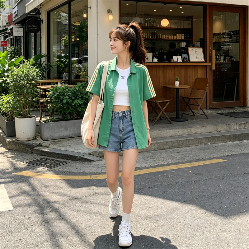 Adidas/Adidas Trefoil Logo Printed Striped Lapel Green Short-Sleeved Shirt Iu0219 Adidas/Adidas Trefoil Logo Printed Striped Lapel Green Short-Sleeved Shirt Iu0219