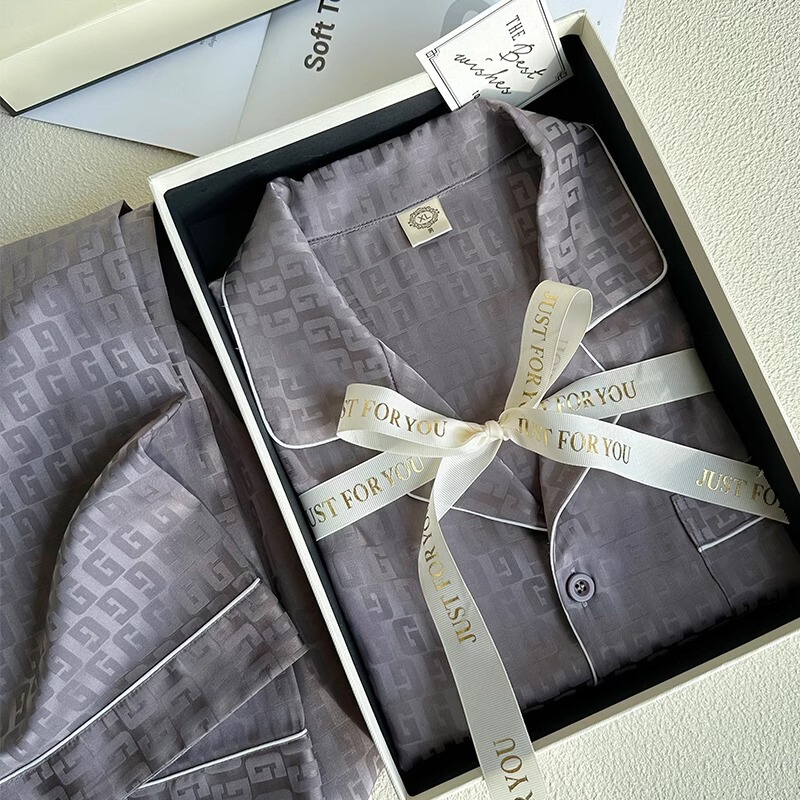 Sandro Frage Silk Pajamas for Men 2026 Summer Short-Sleeved Long Pants Home Wear Set as a Gift for Boyfriend