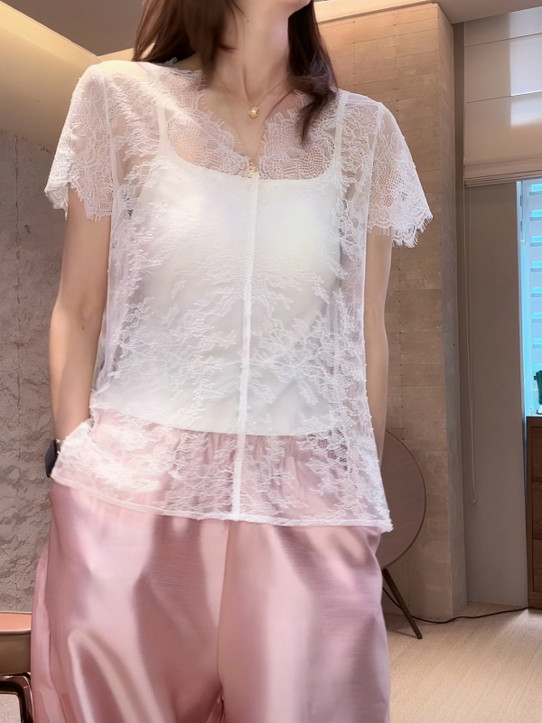 2026 Spring/Summer New French V-Neck Lace Crochet Hollow Out See-Through Mesh Embroidered Short-Sleeve Lace Top 2026 Spring/Summer New French V-Neck Lace Crochet Hollow Out See-Through Mesh Embroidered Short-Sleeve Lace Top